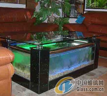 茶几与水中诗 苏州水之恋柜式鱼缸的艺术致用
